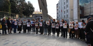 Dayikên Şemiyê li aqûbeta jinên hatine windakirin pirsîn