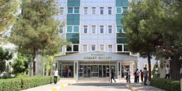 Li Amedê 18 kes hatin girtin: We çima şala kesk, sor û zer girê da?