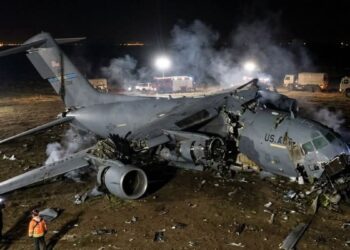 Teyaraya Amerîka kewte: 4 leşkerî merdê û 2 leşkerî zî vîndî yê