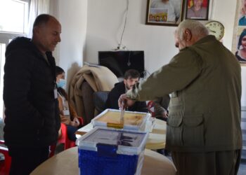 Mexmûr hevşaredarên xwe yên nû hildibijêre