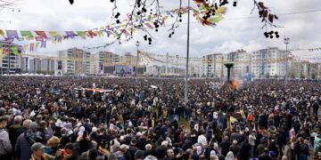 Ji Newroza Amedê hin wêneyên bi heybet