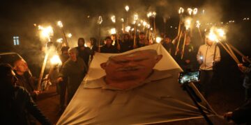 Quntara Qerejdaxê bi agirê Newrozê ronî bû