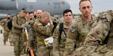 Trump 10 roj molet da Îranê û bi 10 hezar leşkerên bejahî gef li Îranê xwar