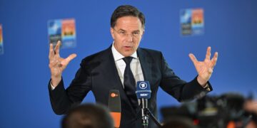 Ji NATOyê piştgiriya şerê li dijî Îranê