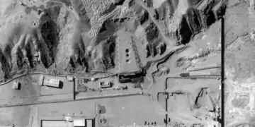 Îsraîl êrişî tesîsa nûkleerê ya Îranê kir