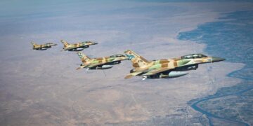 Bombe bi ser Îranê ve dibarin lê Îran dev ji gefxawrinê bernade