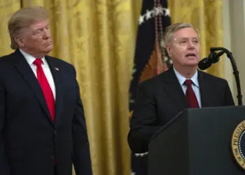 Trump: Em dijminê xwe pirr bi lez parçe dikin