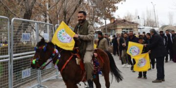 Wan de pîrozkerdişê Newroze dest pêkerd