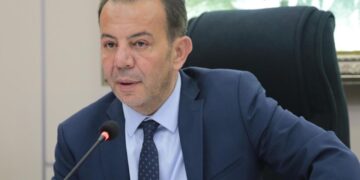 Şaredarê Boluyê Tanju Ozcan hat girtin