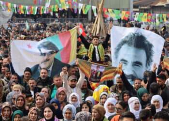 Gelê Agiriyê bi dilsozî Newroz pîroz kir: Kurd azadiya rêber û zimanê xwe dixwazin  