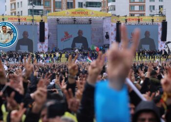 Komîteya Amadekar a Newroza Amedê: Peyamên Newrozê zelal in niha jî dora dewletê ye