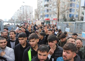 Li Amedê hatina gel a qada Newrozê dest pê kir