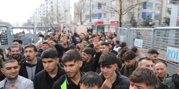 Li Amedê hatina gel a qada Newrozê dest pê kir