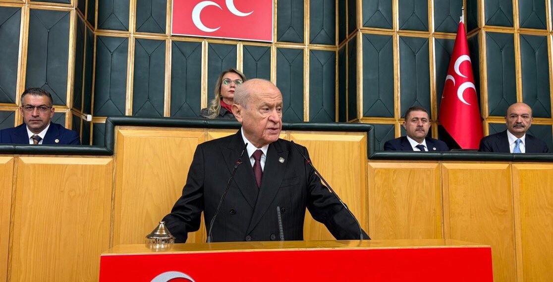 Devlet Bahçelî: Divê qanûnên pêwîst demildest bên amadekirin