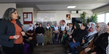 Li Dîdîmê coşa 8ê Adarê: Em bi berxwedanê jiyaneke azad dihûnin