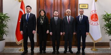 Pervîn Buldan: Tê payîn ku qanûn dê piştî cejne biçin komîsyona edaletê  Mîthat Sancar: Armanca pêvajoyê aştî ye û temînata aştiyê jî edalet e