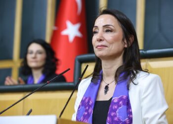 Hatîmogullari: Ne rejîma mollayan ne jî hezên hegemon; çareserî Komara Demokratîk e