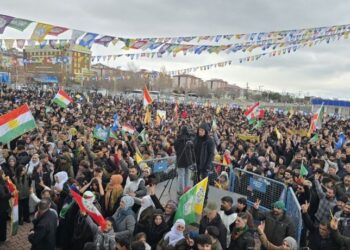 Erdîşijî warê Newroze de bîyî: Cuya azade bi Raybero azad bena