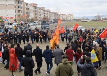 Newroza Erzînganê: Agirê Newrozê agirê demokrasî û azadiyê ye
