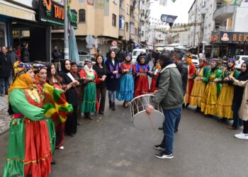 Li Îdirê jin civiyan: Têkoşîna jinan li her derê ye