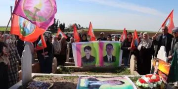 Rojavayê Kurdistanê şehîdên Serhildana 12ê Adarê bi bîr anî