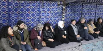 Şandeya Bakur sersaxî ji malbata Salih Muslim xwest