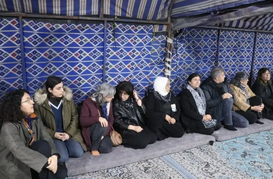 Şandeya Bakur sersaxî ji malbata Salih Muslim xwest