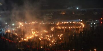 Li Binarê Qendîlê bi meşaleyan Newroz hate pîrozkirin