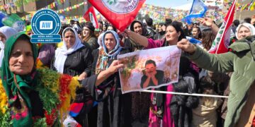 Dayîkê Aştî: Wa na Newroze biba wesîleyê azadîya Rayber Apoyî