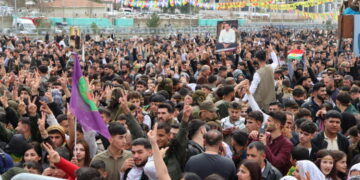  Silopîya de Newroze bi des hezaran ameye pîrozkerdene