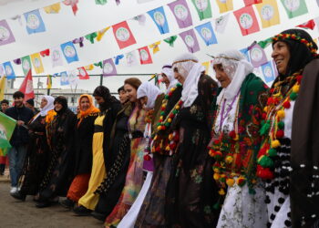 Li Mûş û Hezexê pîrozbahiyên Newrozê dest pê kirin