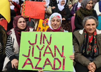 ‘Ma do 8ê Adare de waran ra vengdayîşê azadîya cinîyan bikerê’