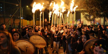 Li her derê Stenbolê agirê Newrozê geş dibe
