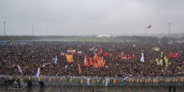 Ji Newroza Stenbolê wêneyên bi heybet: Erd û esman bû Newroz