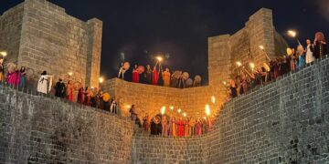 Sûranê Amedî de Newroz bi meşaleyan ame pîrozkerdene