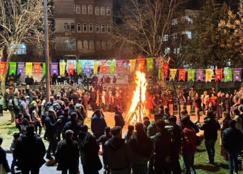 Li Sûrê Newroz hat pîrozkirin: Pêwîst e Ocalan azad bibe