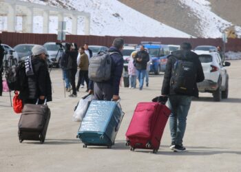 Gelê Îranê di nav tirs û fikaran de ye