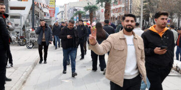 Welatiyên Wanê: Liv û tevger heye lê dan û standin nîne