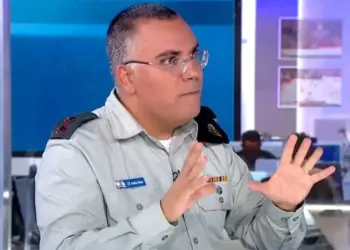 Îsraîlê Encûmena Pisporan a Îranê hişyar kir: Xelîfeyê nû jî yên wî hilbijêrin jî dê bên kuştin