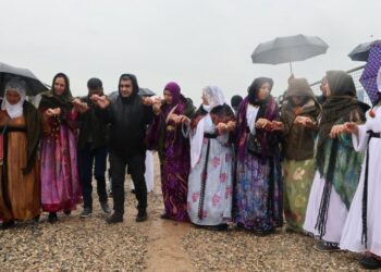 Cizîre de govenda Newroze dest kerd ci