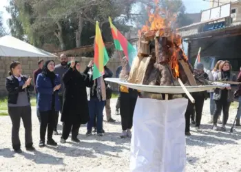 Li Rojavayê Kurdistanê pîrozbahî û amadekariyên Newrozê HATE NÛKIRIN