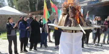 Li Hesekê agirê Newrozê pêk ket