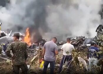 Li Kolombiyayê balefira leşkerî ket: 66 mirî