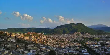 Rejîma Îranê li Merîwanê malên gel vala dike