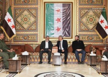 Parêzgerê Hesekê û şandeyeke Şamê vegera koçberan nîqaş kir