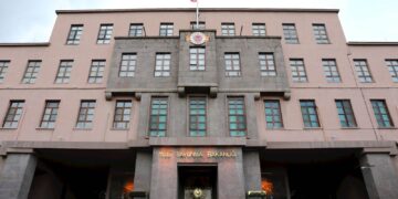 Wezeta Parastinê: Dê li Meletiyê pergala Patrîotê were danîn.