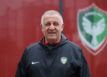 Amedspor teknîk dîrektor Mesût Bakkalî reyde rayîrê xo abirna
