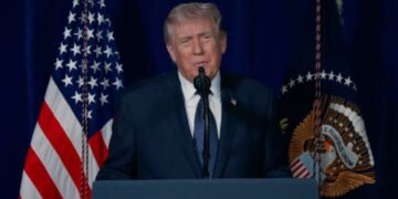 Trump: Îranê daxwaza agirbestê kir