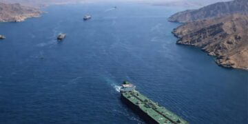 Îranê weke bersiva êrişên Îsraîlê yên li ser Lubnanê Tengava Hurmuzê girt