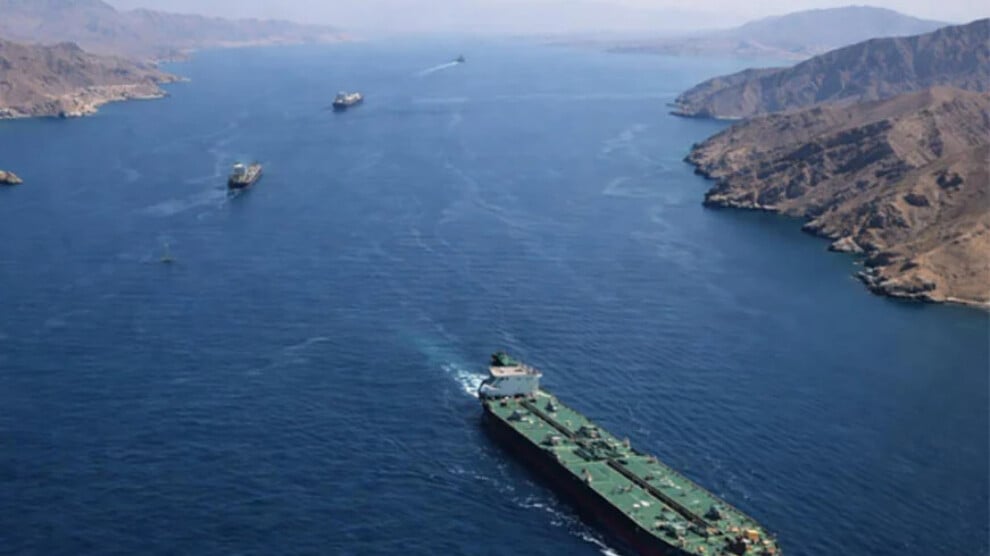 Îranê weke bersiva êrişên Îsraîlê yên li ser Lubnanê Tengava Hurmuzê girt